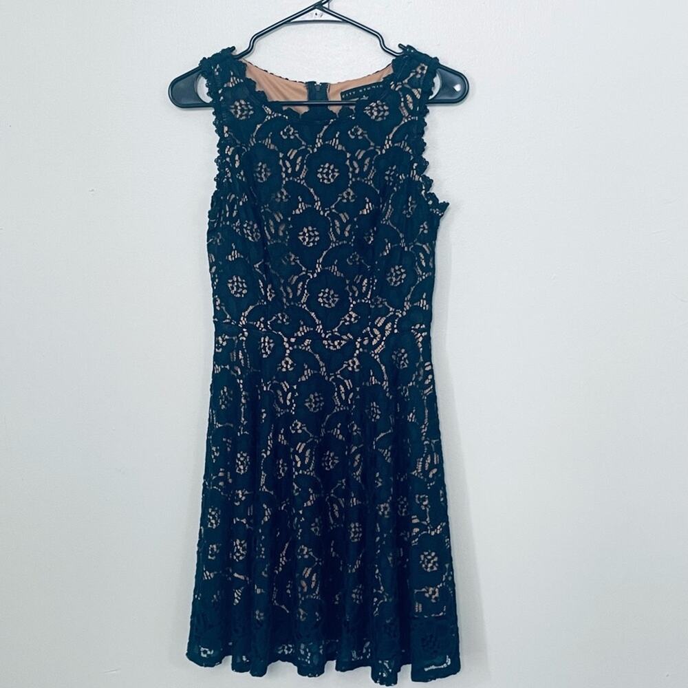Sleeveless Lace Fit & Flare Dress – Navy Blue | Size S